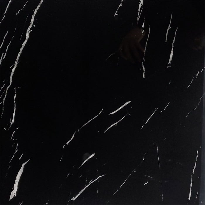 BLACK 706 MARBLE TOP + 130x1.8 Ø