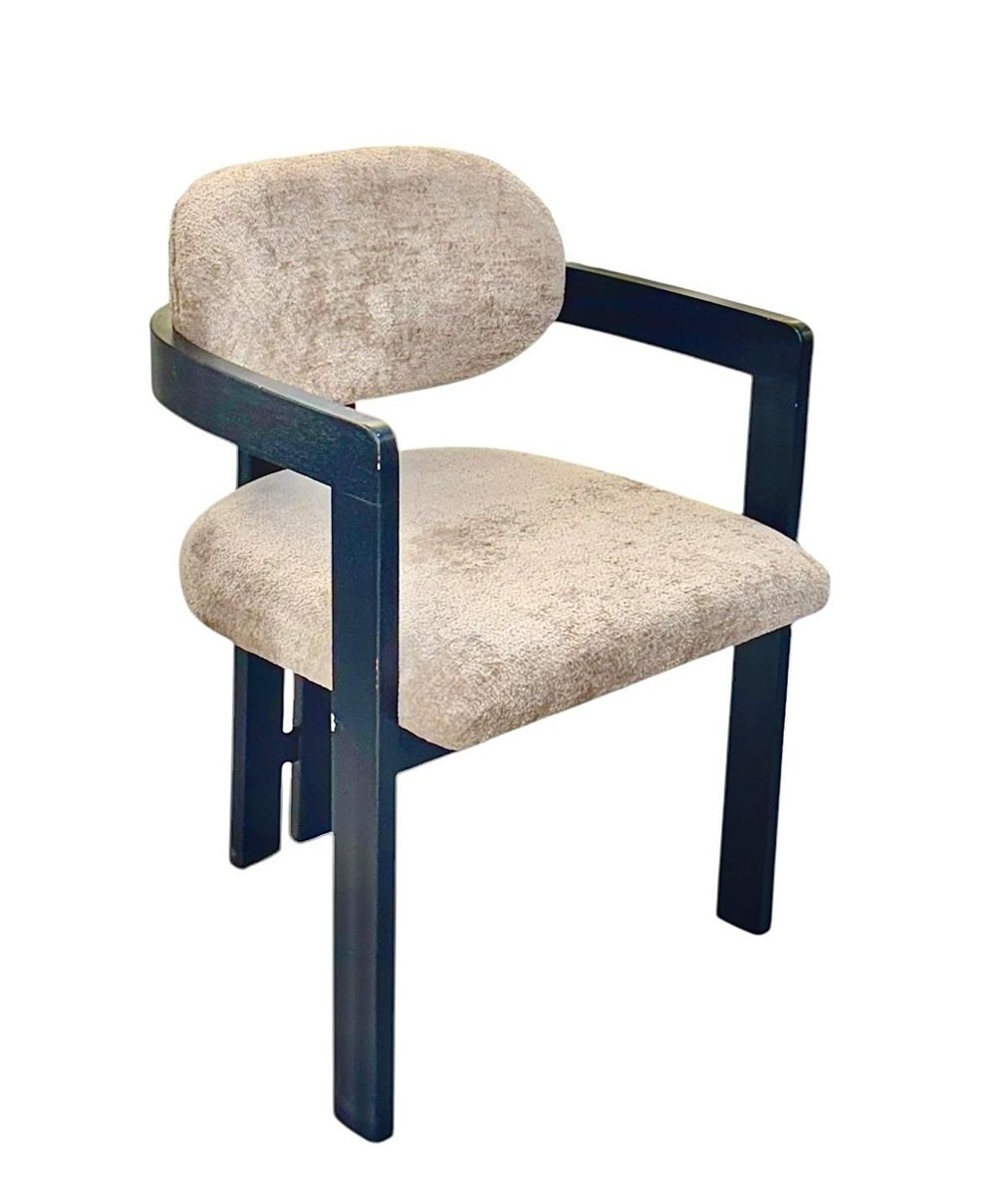 CHAIR DUBAI ZB-5576 BLACK LEGS FY2415-8 BROWN